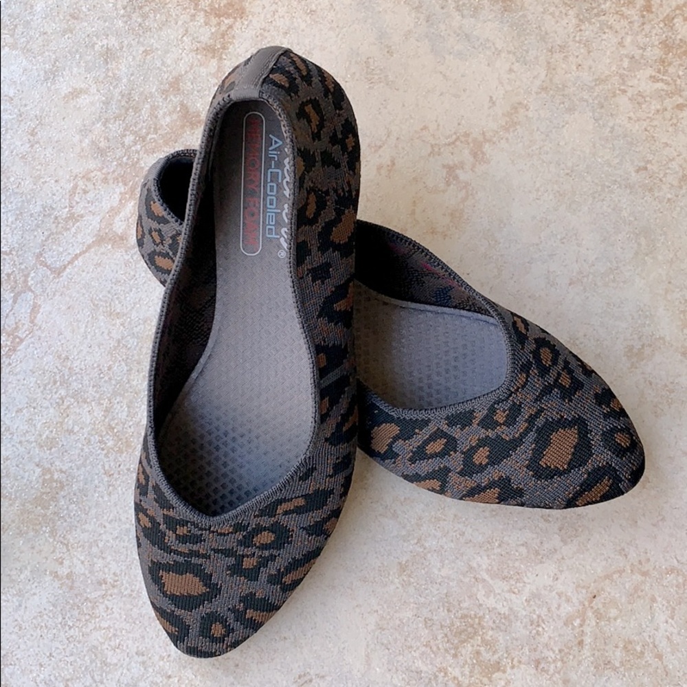 Sketchers air cooled flats